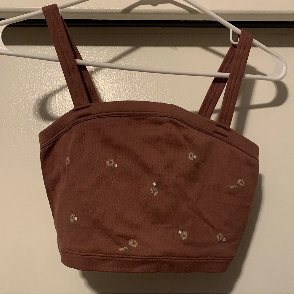 Gilly Hicks (Hollister) // super cute crop top // size S